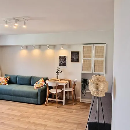 Urban Vibe - Manhattan 10th Floor Piotrkowska