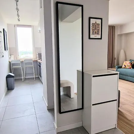 Apartament Urban Vibe - Manhattan 10th Floor Piotrkowska Parking *