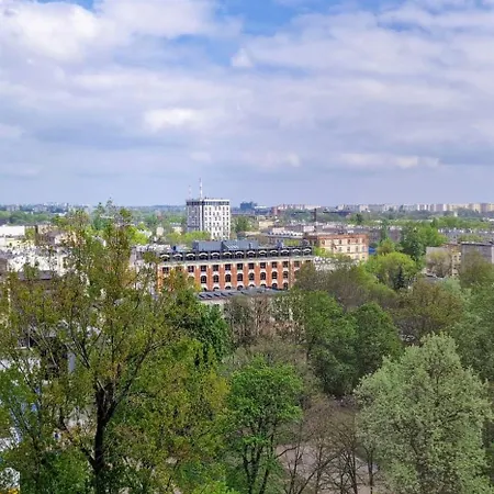 Urban Vibe - Manhattan 10th Floor Piotrkowska