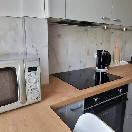 Urban Vibe - Manhattan 10th Floor Piotrkowska Parking Łódź